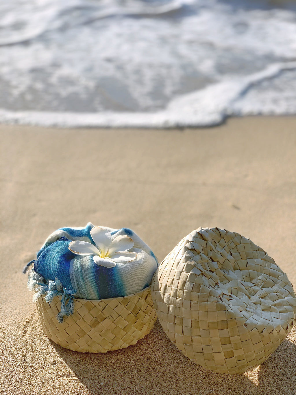 Red Ixora & Plumeria Pareo